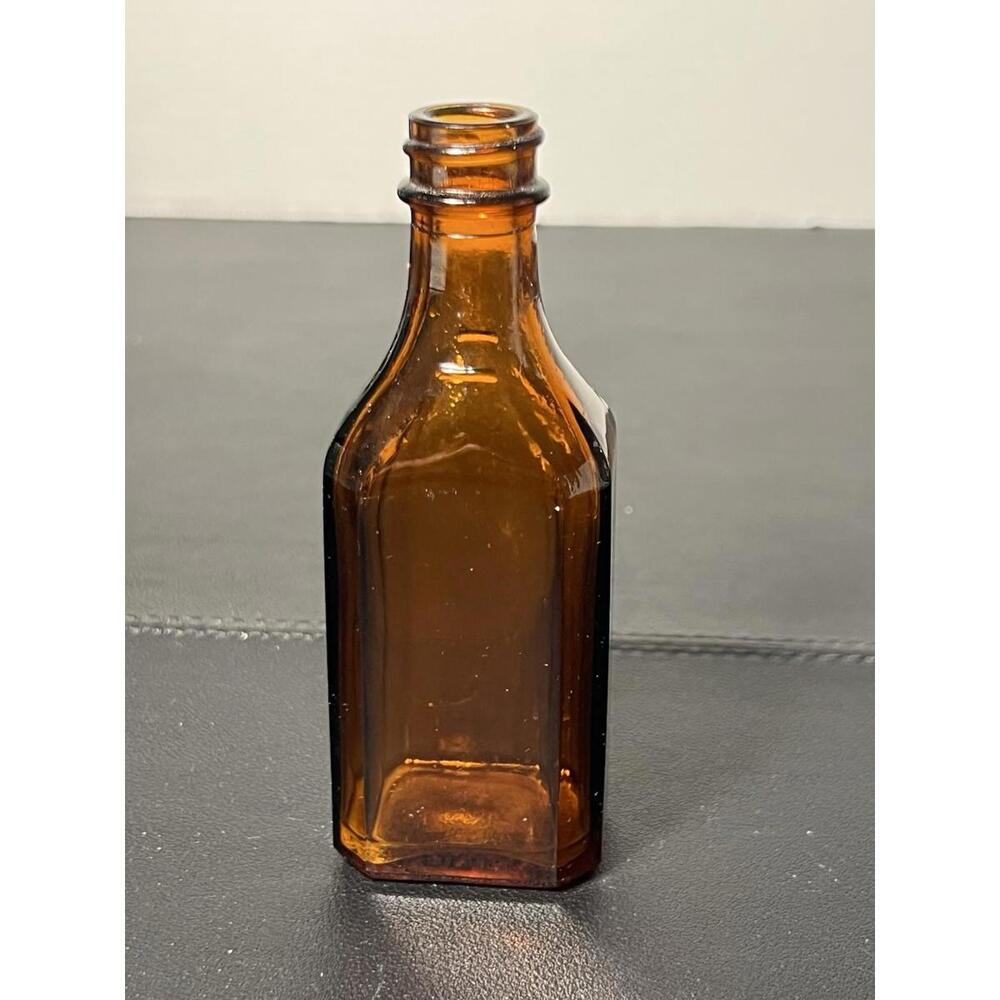 Burnett Boston Antique 1900s Amber Glass Medicinal Extract Bottle, 4.5”